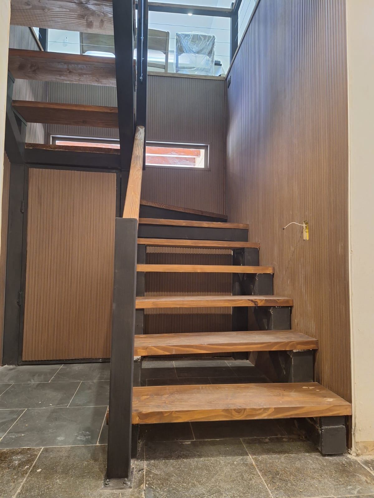 Remodelación caja de escalera — Las Perdices